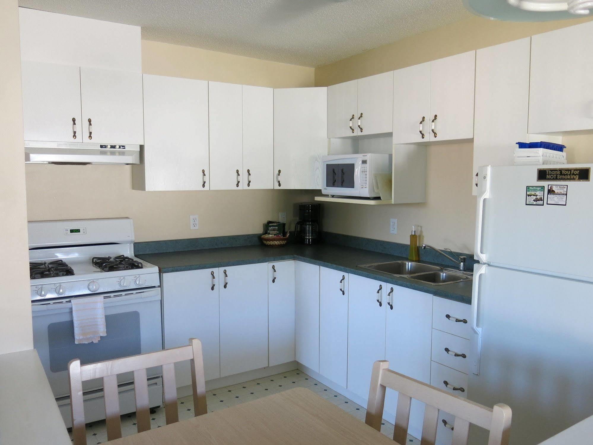 Shemron Suites Hotel Deep River Kültér fotó