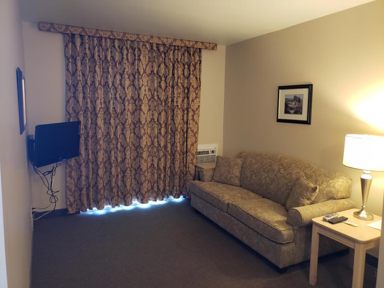 Shemron Suites Hotel Deep River Kültér fotó