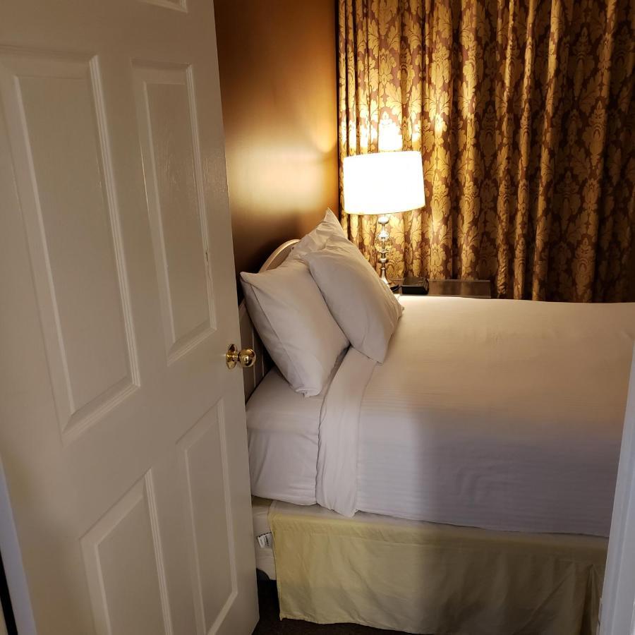 Shemron Suites Hotel Deep River Kültér fotó